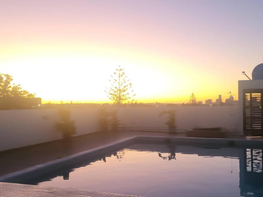Chez Miguel Appartement Casablanca Avec Piscine ภายนอก รูปภาพ